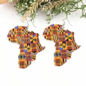 Africa statement earrings. NEW